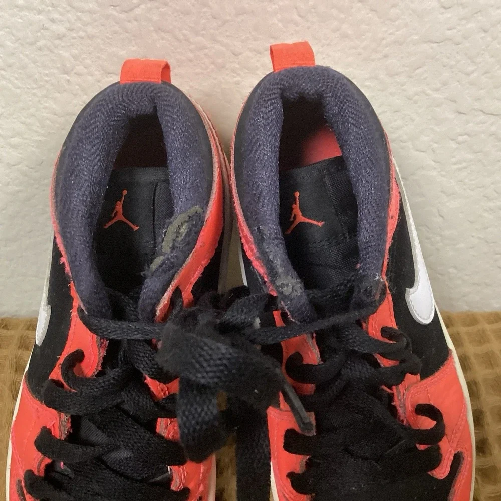 Nike Jordan 1 Mid PS Kids Shoes Size 13C Infrared Red Orange Black 640734-061